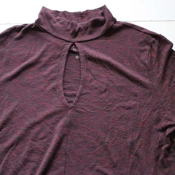 American Eagle Soft & Sexy Burgundy Mockneck Long Sleeve Keyhole Cut Out Shirt - Picture 1 of 7